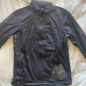 Lululemon Men’s Active Jacket  - NEVER BEEN WORN
